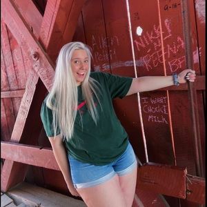 Meet your Posher, Kaitlin